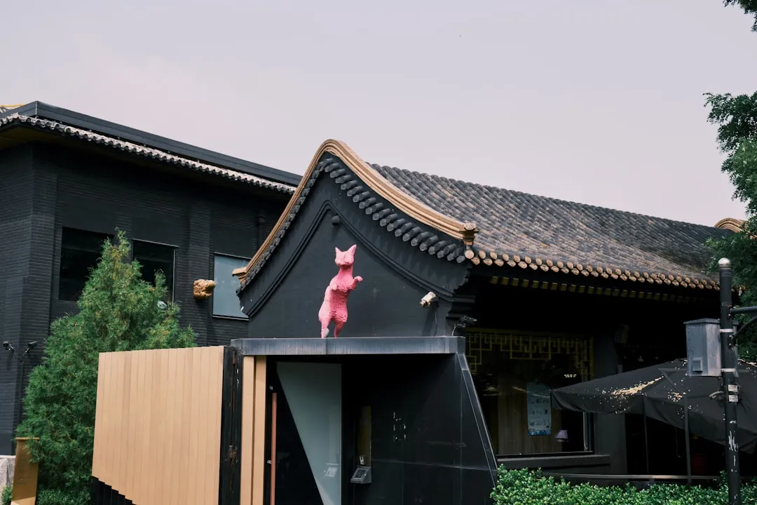 2025年电商仓配一体化服务模式创新与效率提升路径分析封面图
